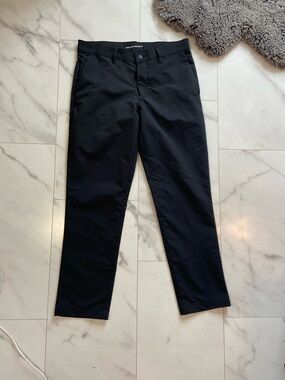 Banana Republic mens travel chino pants 33x30 lightweight career zip pockets
